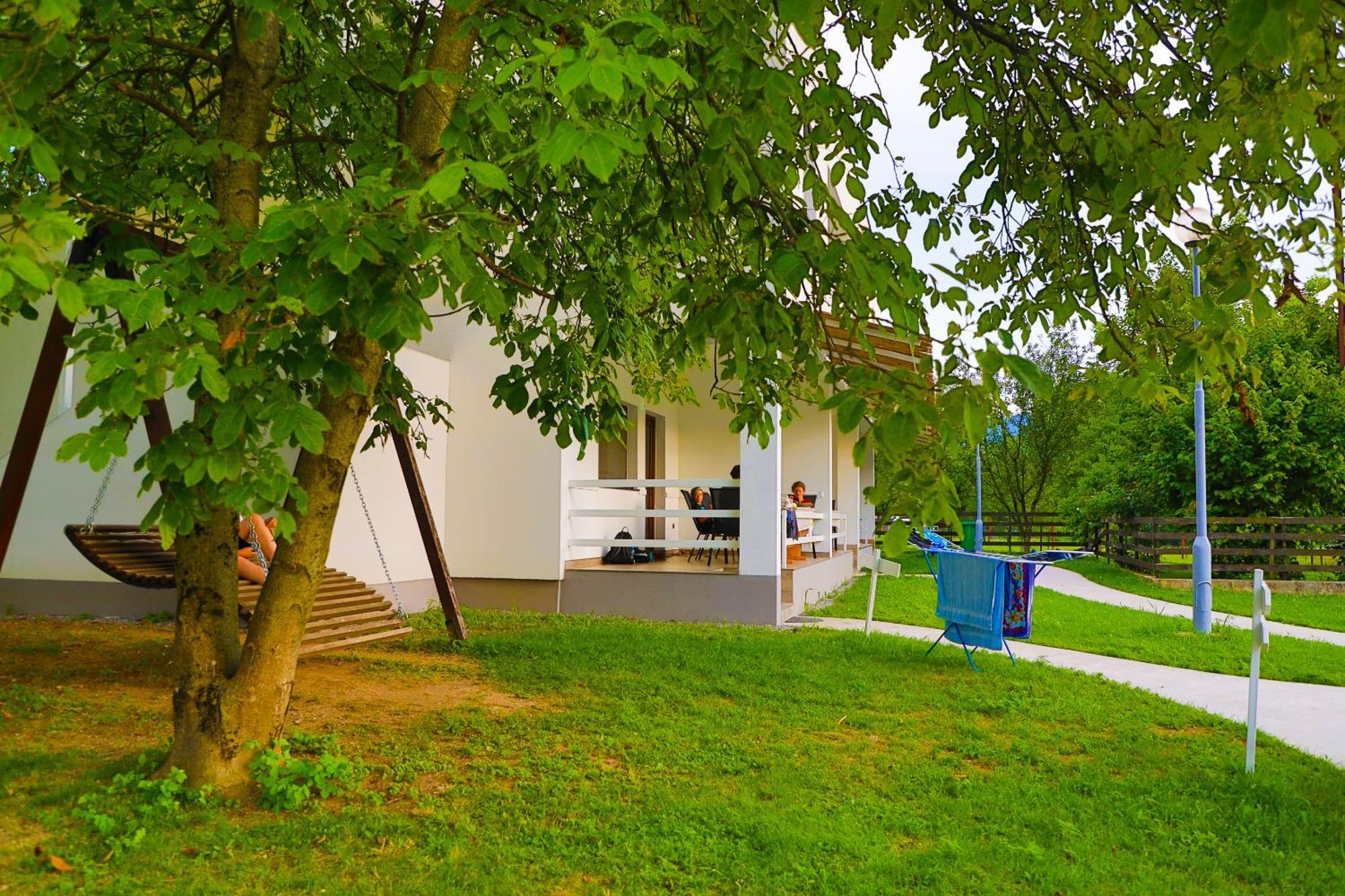 Holiday Homes Pozitiva Bihać Eksteriør billede
