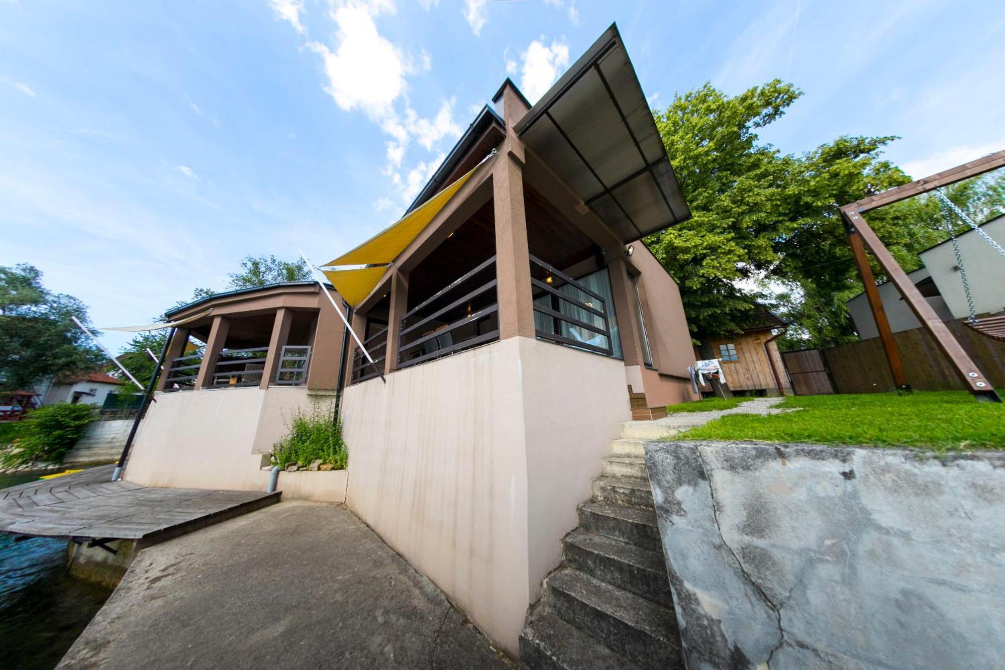 Holiday Homes Pozitiva Bihać Værelse billede
