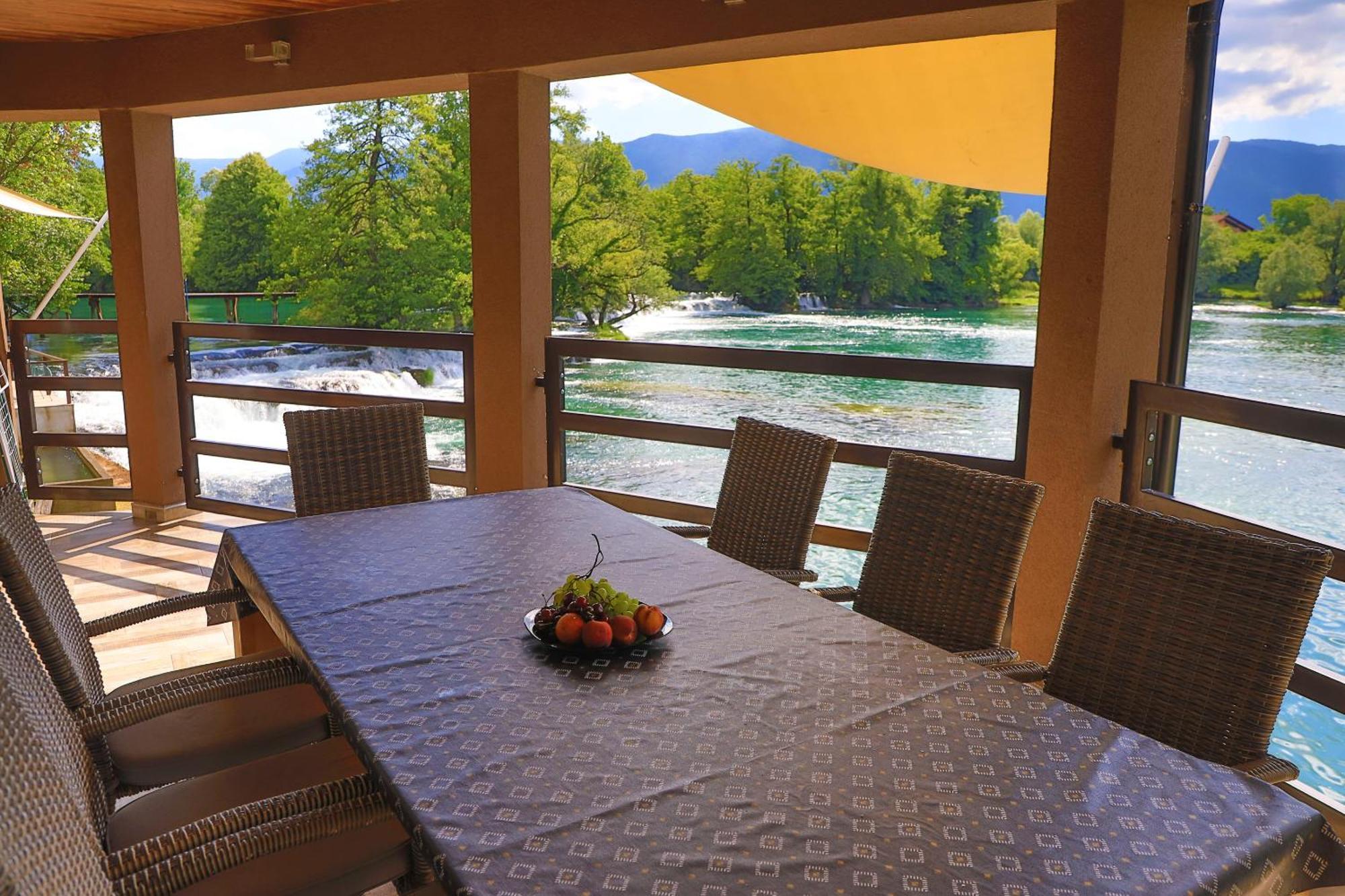 Holiday Homes Pozitiva Bihać Værelse billede